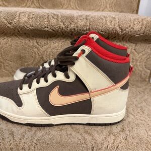 Nike Sneakers 🙌 EXCELLENT condition